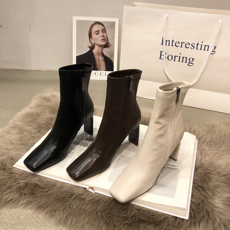 Giày Bốt Cao Gót Mũi Vuông Thời Trang Cá Tính Cho Nữ