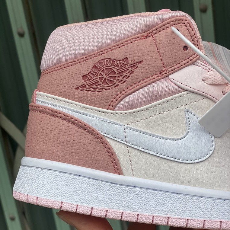 ✔️Giày Jordan 1 Mid Hồng Trắng Digital Pink Fullbox Cao Cấp✔️