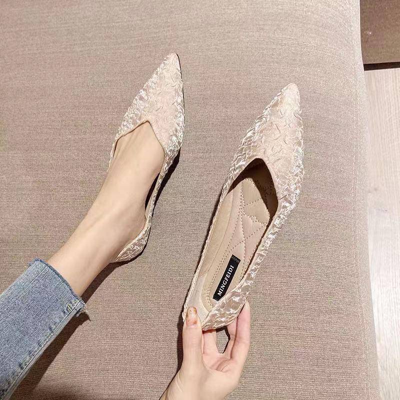 Giày Búp Bê Mũi Nhọn Đế Bằng Mềm Mại size Lớn 41-43 Thời Trang Xuân Sang Trọng Cho Nữ Mã 2022