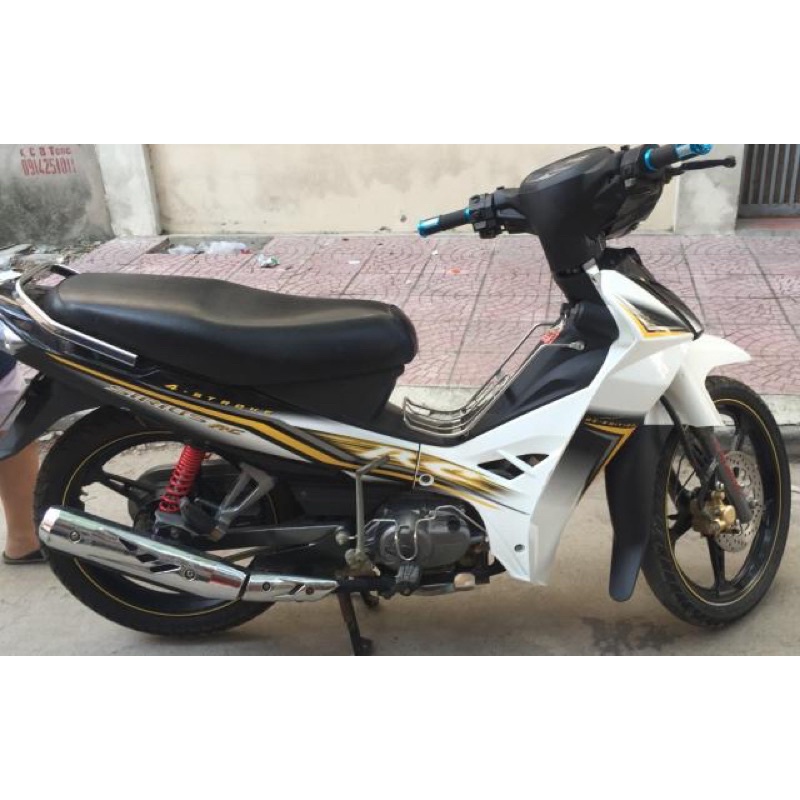 Vỏ nhựa Sirius Rc trắng đen kèm tem