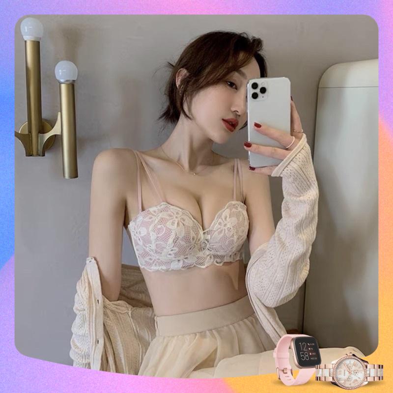 Áo lót ko gọng phối ren cup ngang sang chảnh có bàn tay nang ngực.