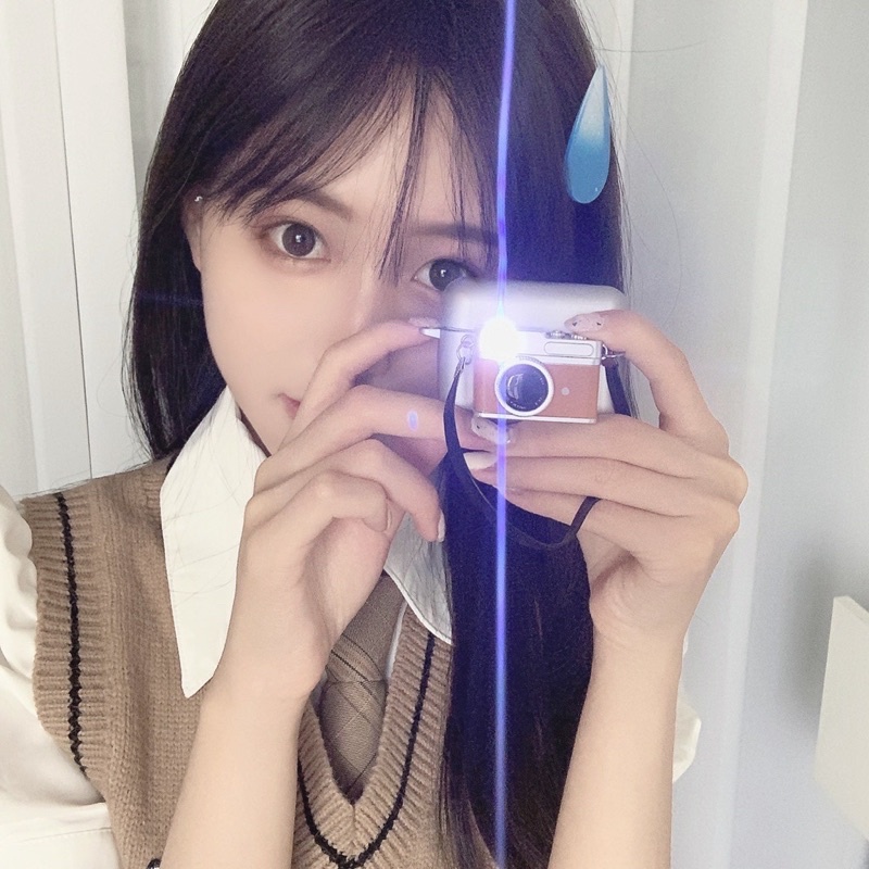 Case Airpod 1/2/Pro/3 Trơn Hình Máy Ảnh Phát Sáng