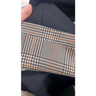 áo blazer tay kẻ