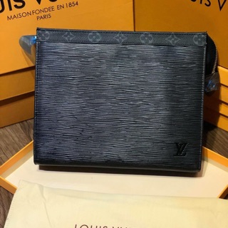 Ví cầm Tay LV da xước