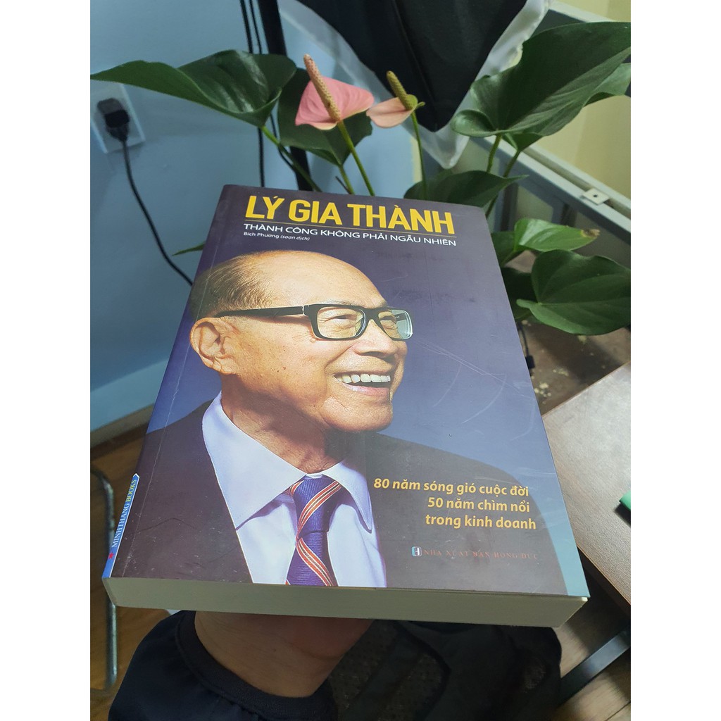 Sách Lý Gia Thành Thành công không phải ngẫu nhiên