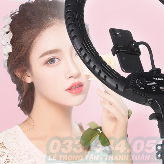 Camera & Decor