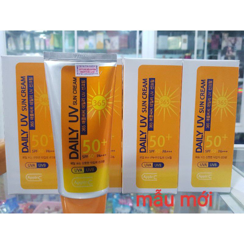 Kem chống nắng daily UV sun cream SPF50+ PA+++ hàn quốc