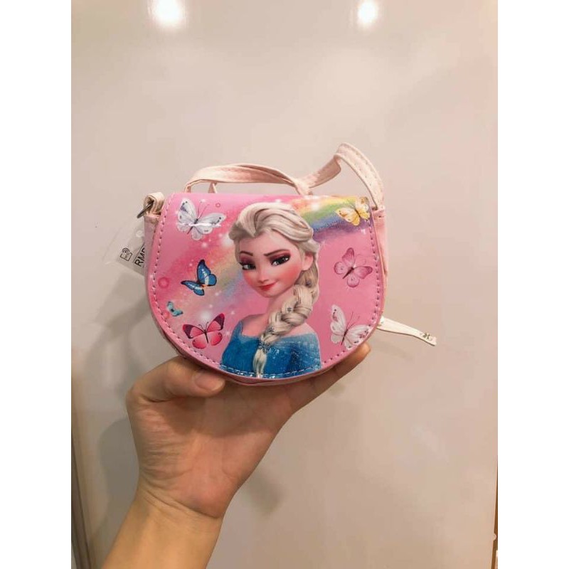 Giỏ đeo bé gái