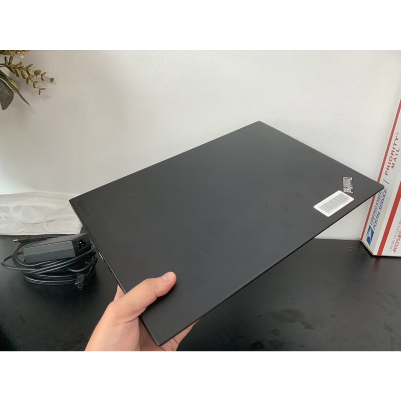 Laptop Lenovo Thinkpad X1 Cacbon Gen 4, Core i5, Ram 8, SSD 256GB