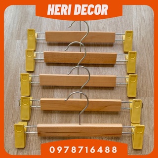 Combo 10 móc kẹp gỗ có tăng giảm cho shop thời trang