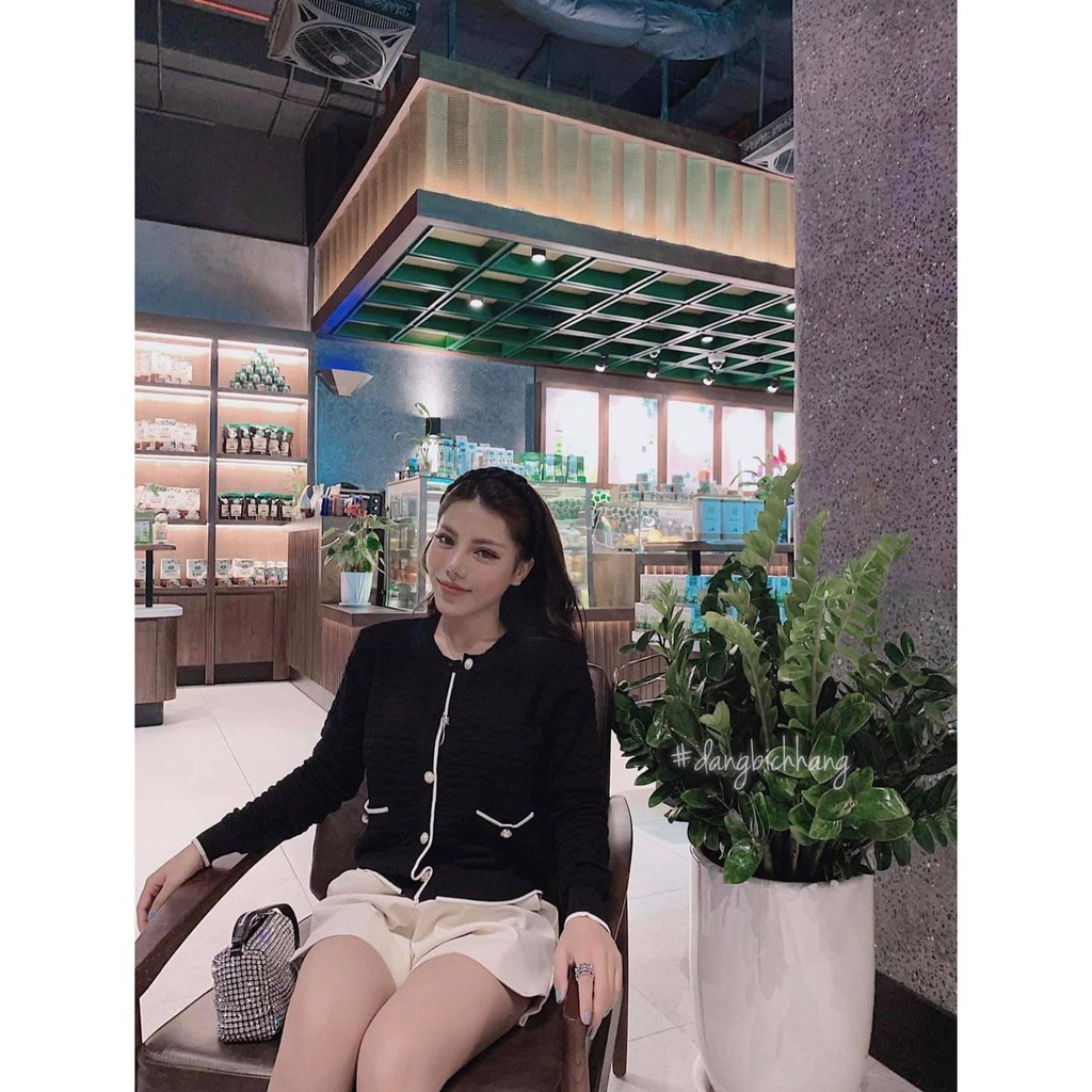 Áo Len cúc ngọc 2 màu đen trắng form dưới 55kg