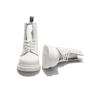(ORDER) Boots trắng L9 high and chic . new new new . 2020 K . ! , ' ; ⚚ ?