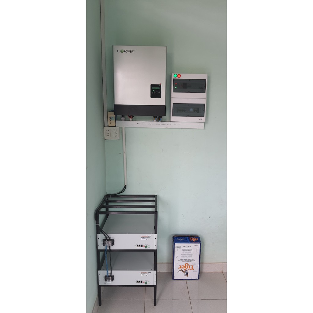 Hòa lưới có lưu trữ Hybrid Luxpower 3kw 5kw 6kw
