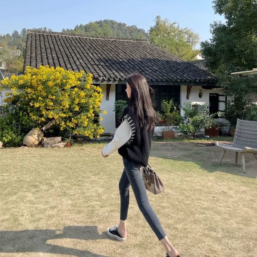 Áo Gi-Lê Len Cổ Tròn Dáng Rộng Thiết Kế Trẻ Trung Hợp Thời Trang