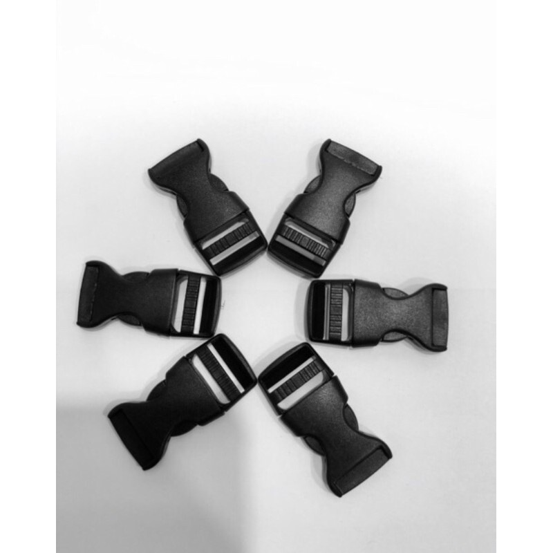 Khoá cài quay nón bảo hiểm , dây đai , khoá caracord đen 2cm ( set 10 cái )