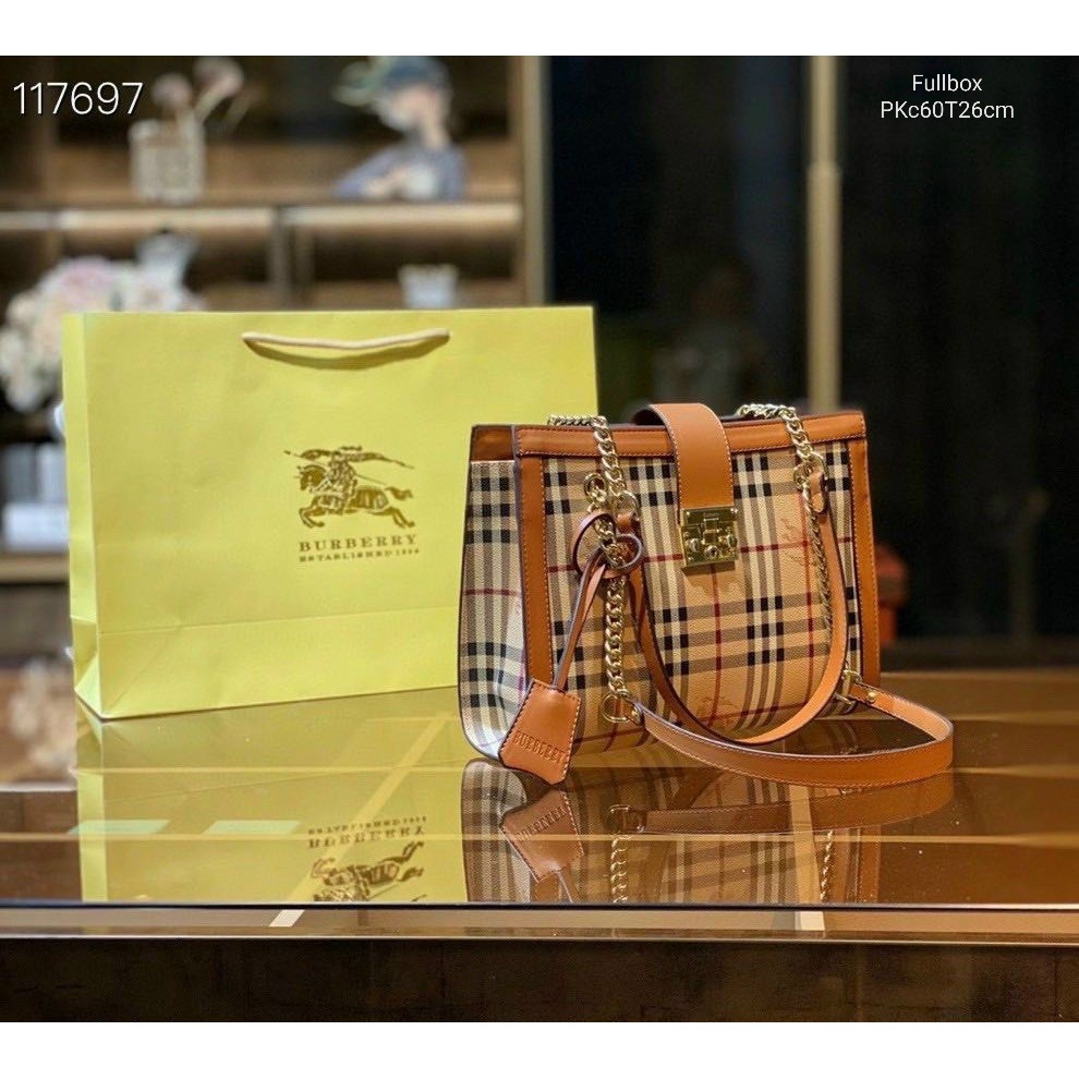 Túi Burberry size 26cm fullbox