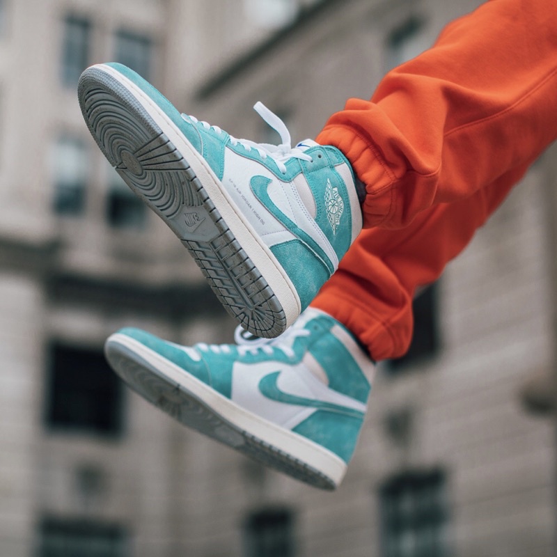 'Giày Cổ Cao' Nike Air Jordan 1 Retro High Turbo Green