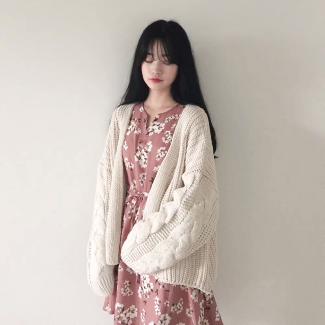 Áo len nữ tay vặn thừng