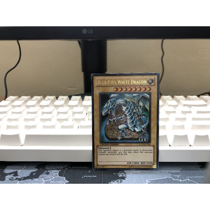 Bài Yugioh ❤️❤️ Thẻ bài Yugioh Blue Eyes White Dragon  LC01-EN004  (Limited Edition)