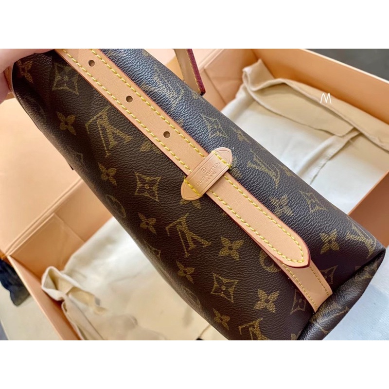 Túi đeo LOUISVUITTON
