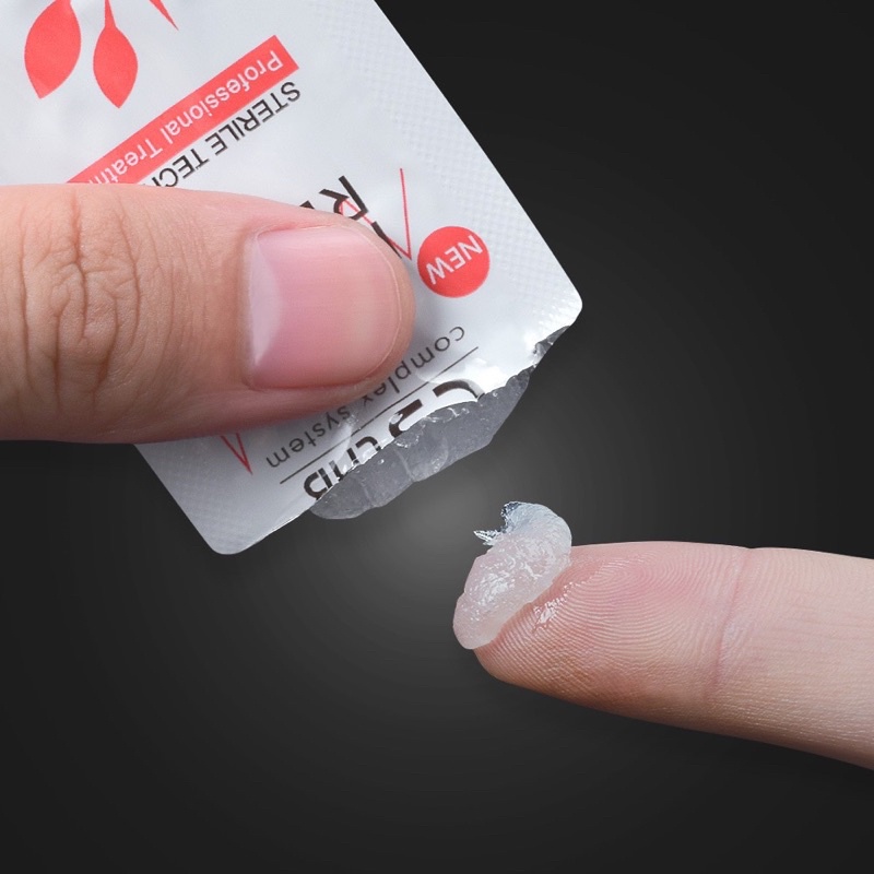 Dưỡng môi CS Lab Hàn sau xăm (hộp 100 gói)