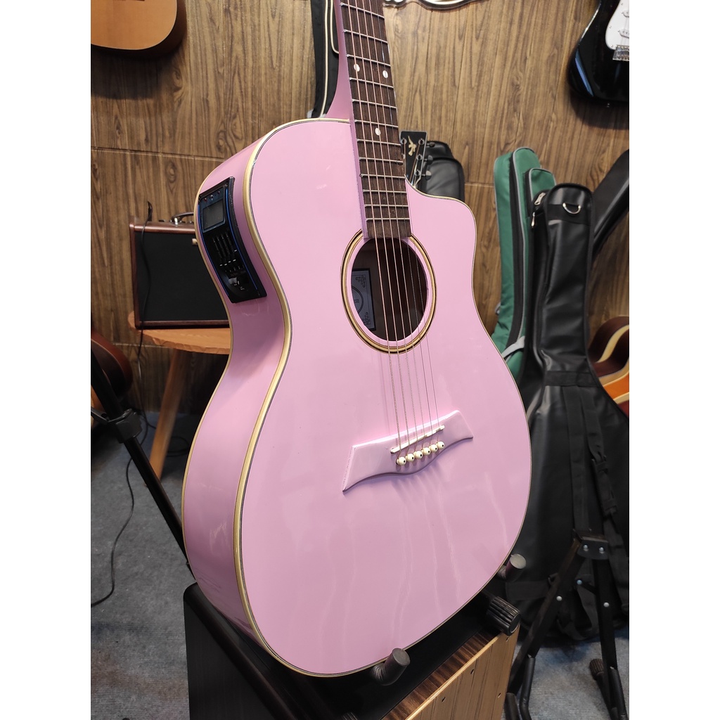 Guitar Màu Hồng T01H Gắn EQ LC5