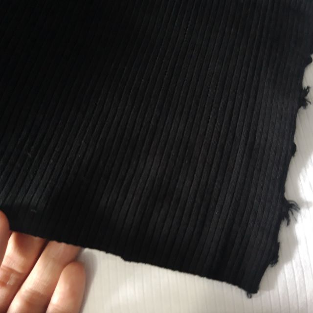 Vải thun gân đen 1