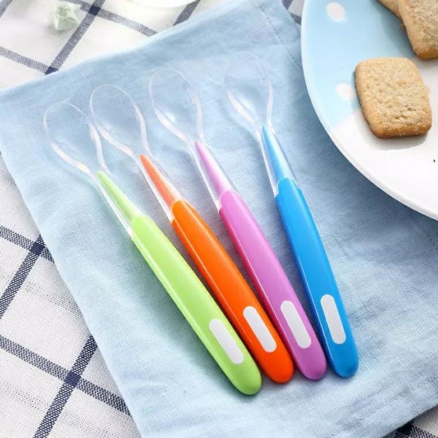 Thìa ăn dặm Silicon cán dài siêu mềm an toàn cho bé