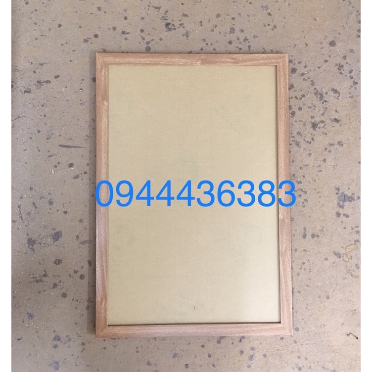 2 chiếc khung ảnh 50x70 mặt mika