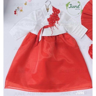Áo dài Hanbok cách tân cho bé gái
