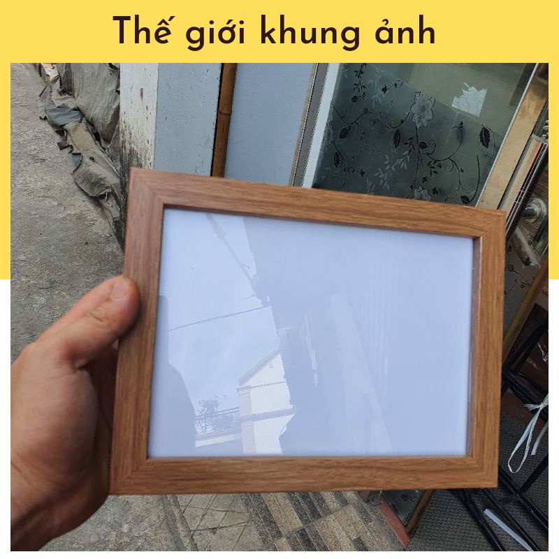 Khung ảnh 15x21 để bàn giá rẻ, khung hình tặng kèm chân để bàn rời, dùng keo gắn rất dễ dàng