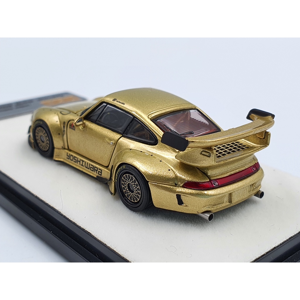 Xe Mô Hình Porsche 993 RWB Limited Full Open Đế Chữ Nhật Tỉ lệ 1:64 Hãng sản xuất PGM ( Vàng )