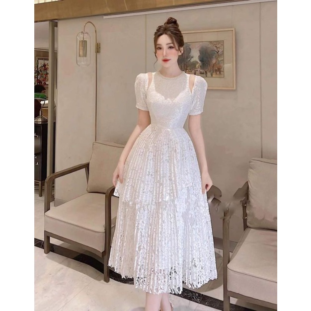 Váy ren 2 tầng xếp ly
