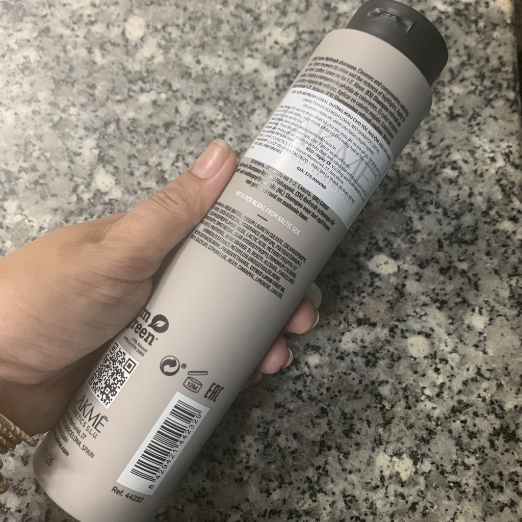 DẦU GỘI ĐỎ BỔ SUNG SẮC TỐ ĐỎ VÀ LÀM MỚI MÀU NHUỘM LAKME TEKNIA CORAL RED SHAMPOO