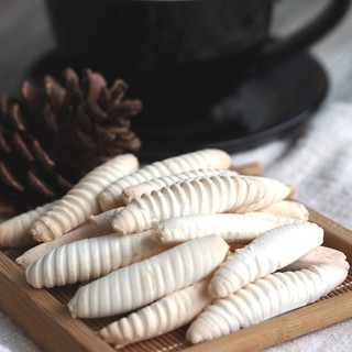 Bánh men sữa hình con sâu (bánh đuôn, con sùng) - homemade - Bánh Cô Yến