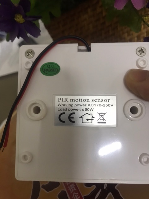 Đui đèn cảm ứng