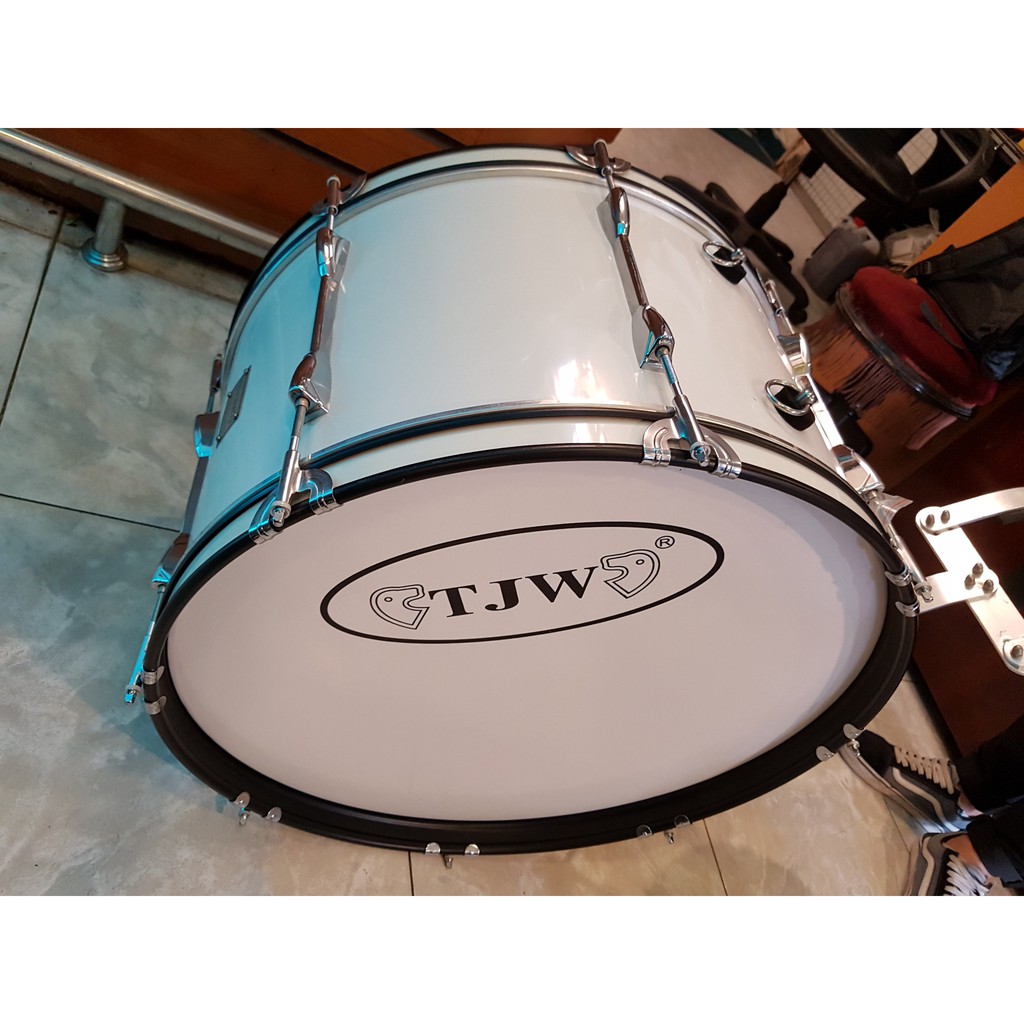 Trống đội Bass loại 22" có quai đeo và dùi