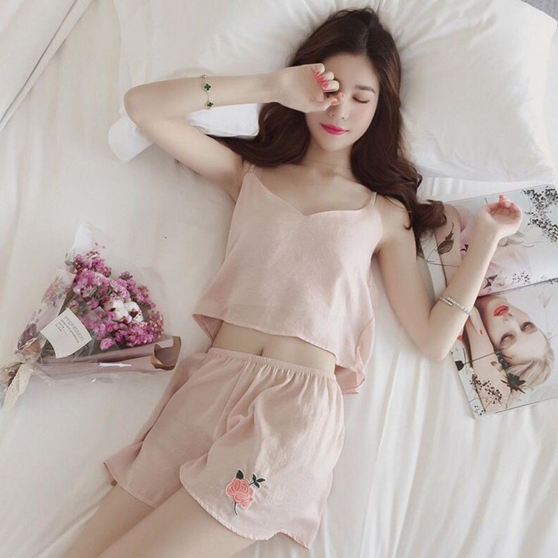 Set đồ ngủ thêu hoa hồng cho nữ | BigBuy360 - bigbuy360.vn