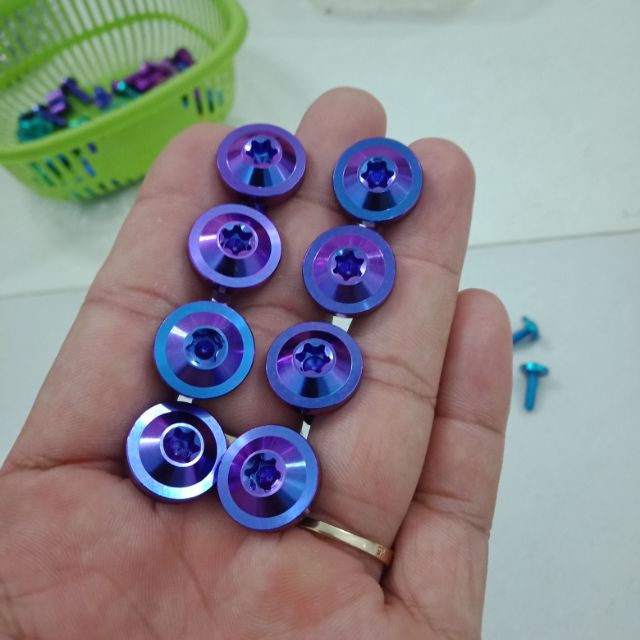 ốc  titanium m5x15 dù to dày gắn  áo  honda winner các  loại
