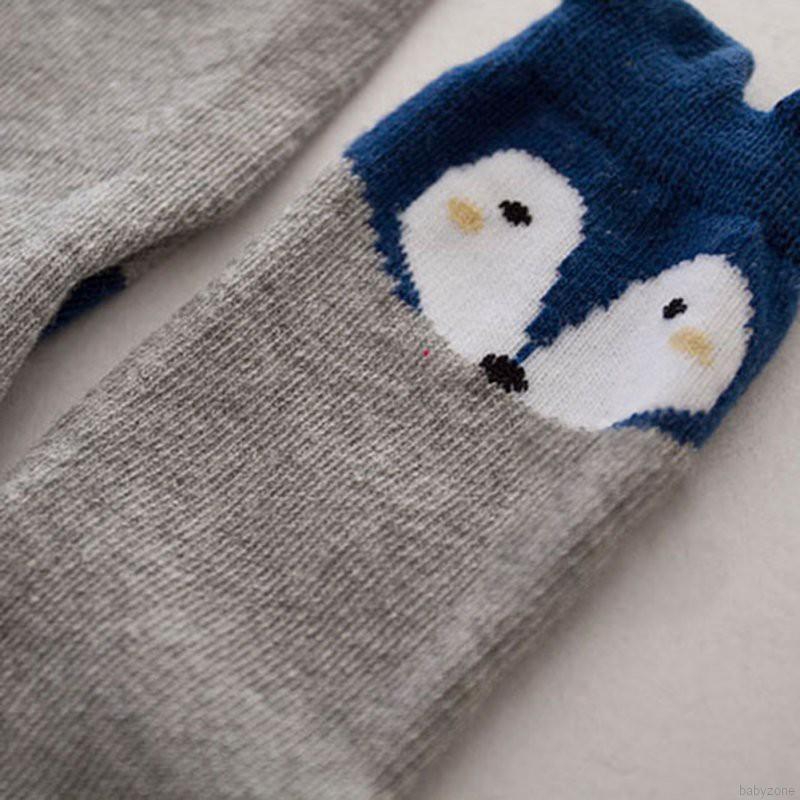 Đôi tất dài chất liệu cotton pha chống trượt cho bé