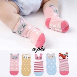 Tất trẻ e từ 0-3 tuổi