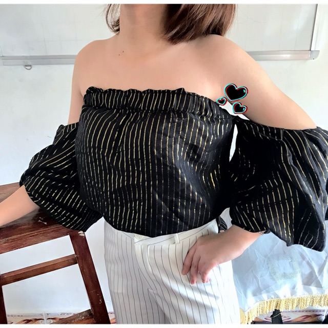 Áo trễ vai form rộng form 58kg đổ xuống