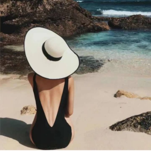 Bikini đi biển cao cấp khoét V lưng sâu sexy màu đen KONKUN MS79