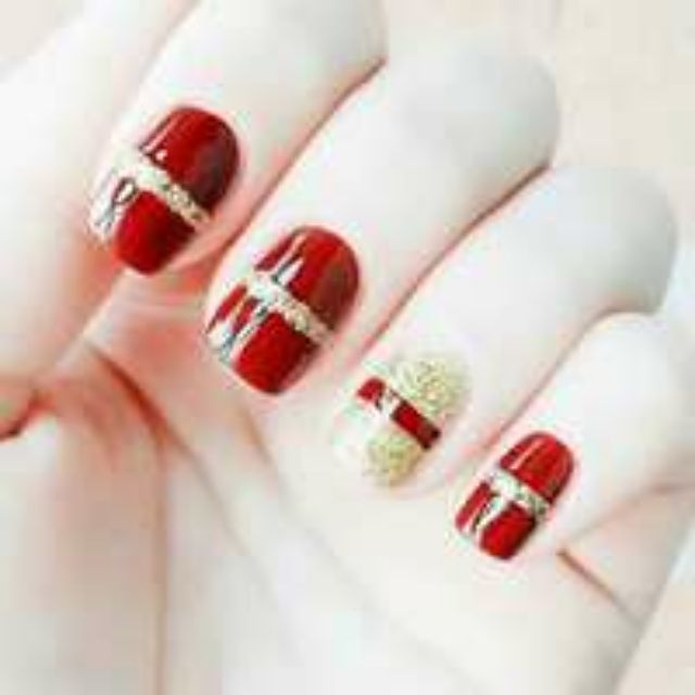 Com bo Sỉ móng giả