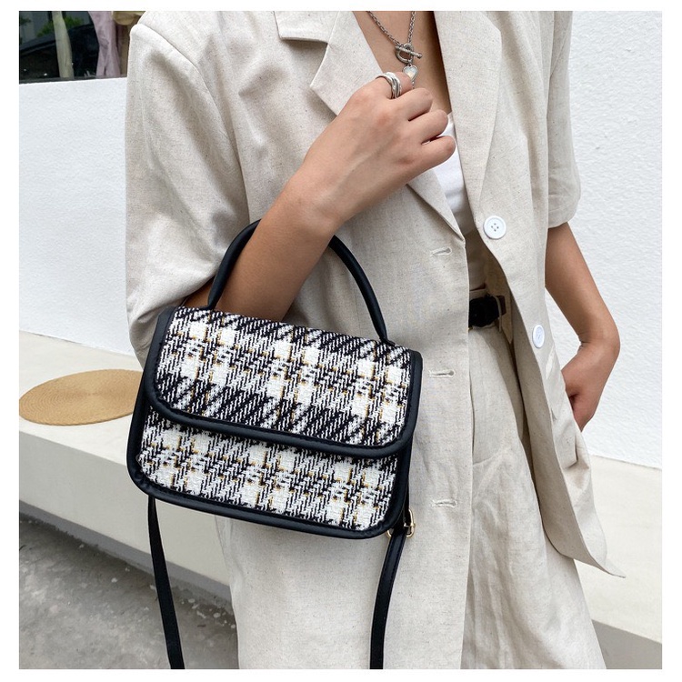 Túi Xách Nữ Vuông Họa Tiết Kẻ Sọc Xu Hướng Thời Trang 2021-Đen/Xanh Dương-Có Quà Tặng