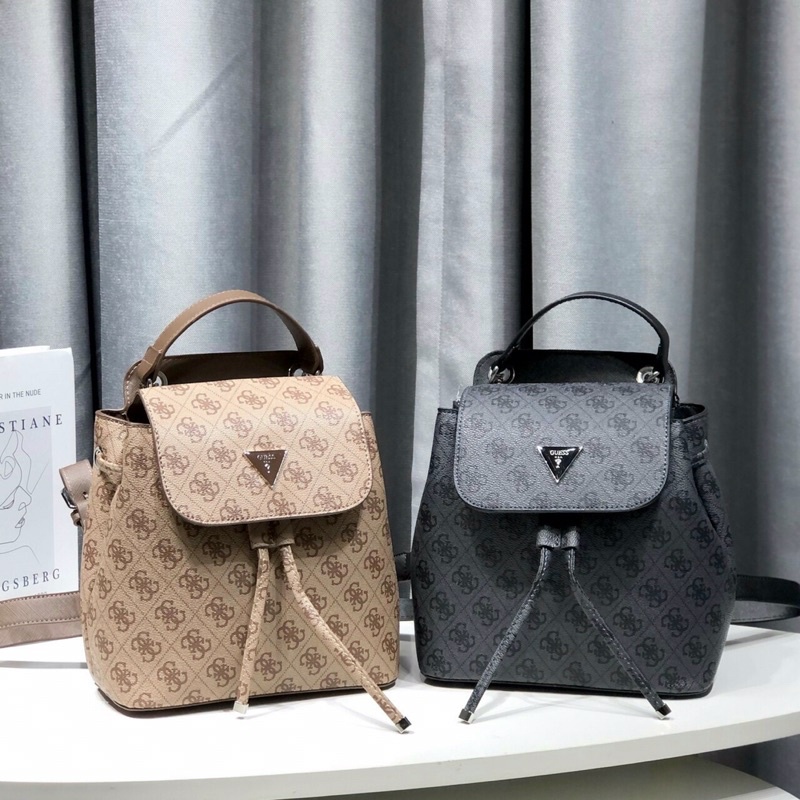 Balo guess đeo 2 kiểu