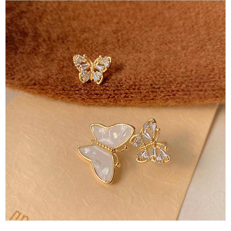 Bông tai hình bướm đính đá zircon thời trang thu đông 2021