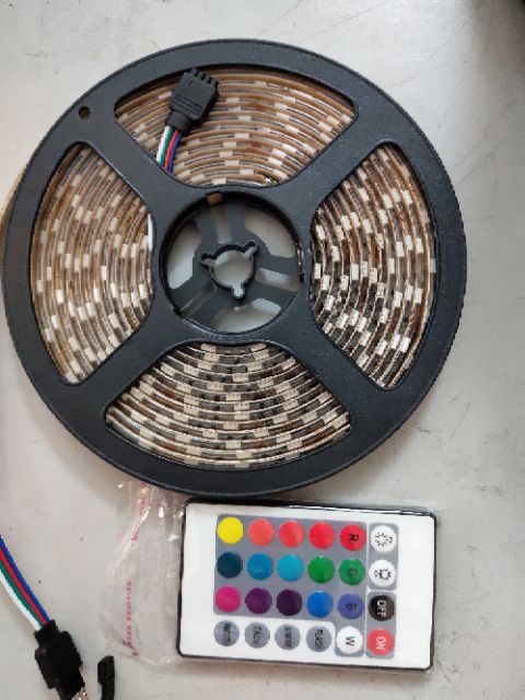 Led cuộn 5m nháy 7 mầu