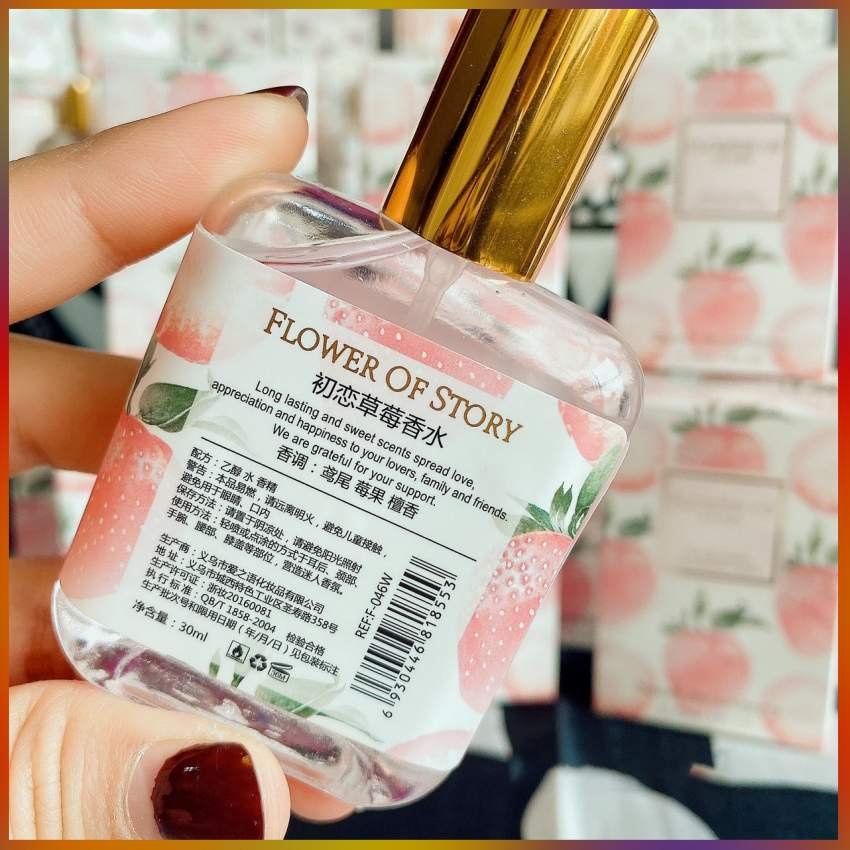 Nước Hoa Xịt thơm toàn thân Flower of story hương Dâu 30ml/chai