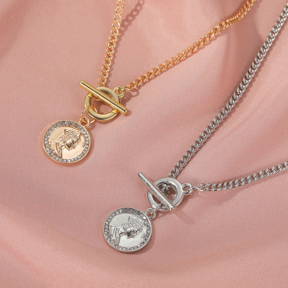 Cute Crown Metal Pendant For Women